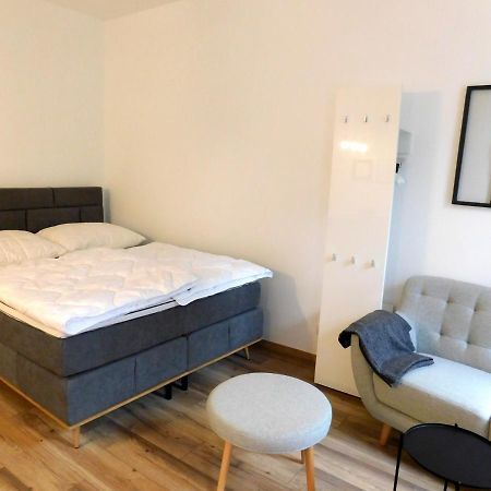 Max, Ruhige Sonnige Wohnung In Praternaehe Viena Exterior foto