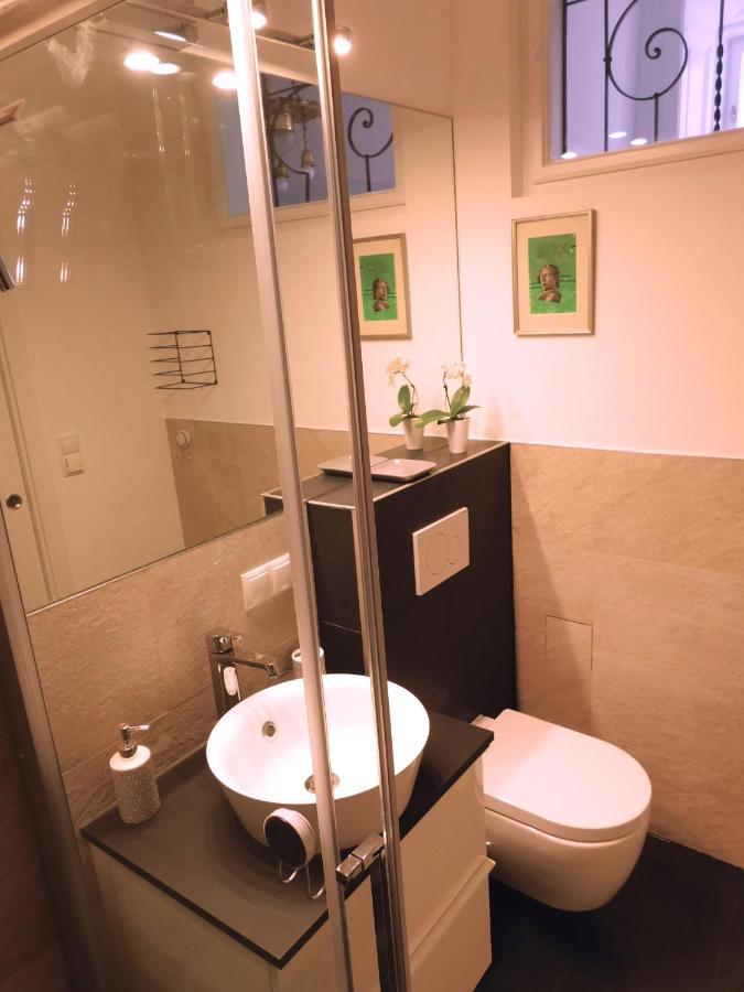 Max, Ruhige Sonnige Wohnung In Praternaehe Viena Exterior foto